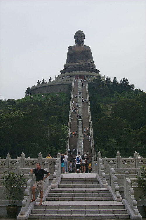 Tian Tan Buddha